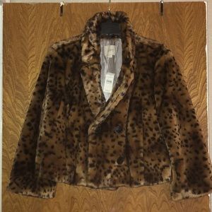 Loft short faux fur coat